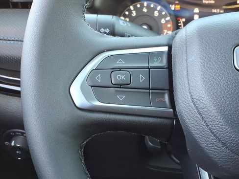 New 2026 Jeep Compass Limited image 13