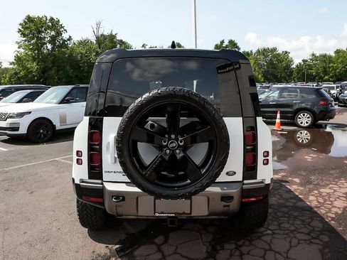 Used 2021 Land Rover Defender 90 X-Dynamic S AWD/4WD image 5