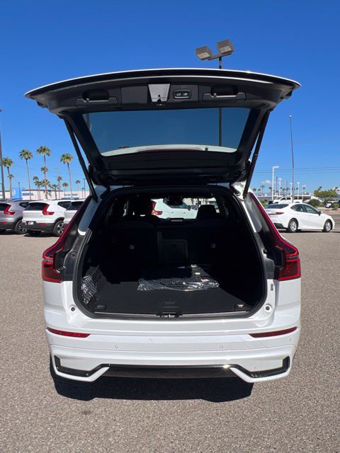 Certified 2026 Volvo XC60 B5 Ultra AWD/4WD image 29