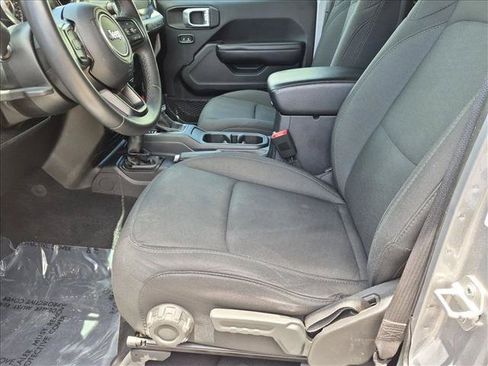 Used 2019 Jeep Wrangler Unlimited Sport S AWD/4WD image 16