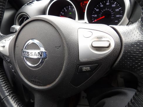 Used 2013 Nissan Juke SV image 15