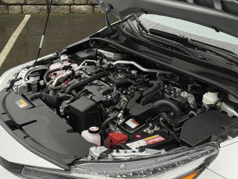 Certified 2025 Toyota Corolla SE image 32