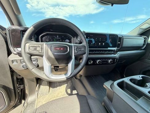 Used 2024 GMC Sierra 1500 Elevation AWD/4WD image 14