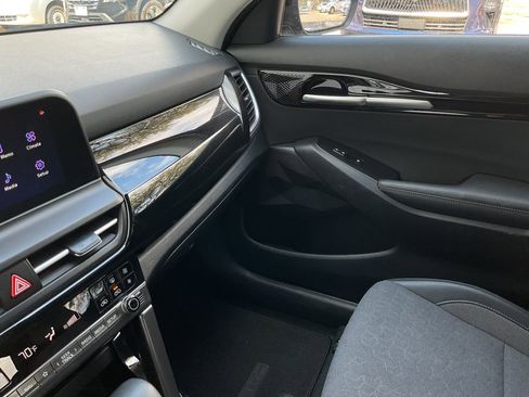 Used 2025 Kia Seltos S image 35