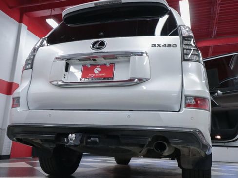 Used 2023 Lexus GX 460 Luxury w/ Sport Design Package image 37