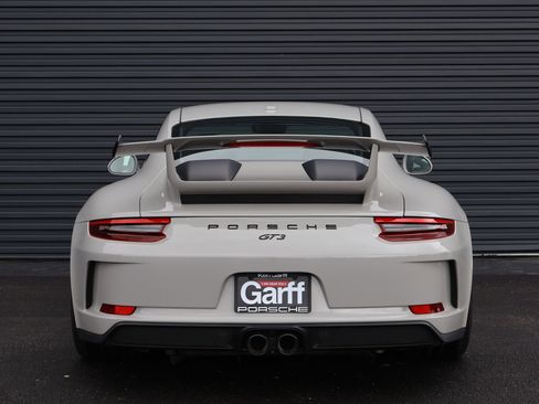 Used 2018 Porsche 911 GT3 image 10