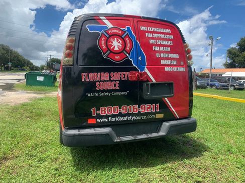 Used 2002 Chevrolet Express 1500 image 4