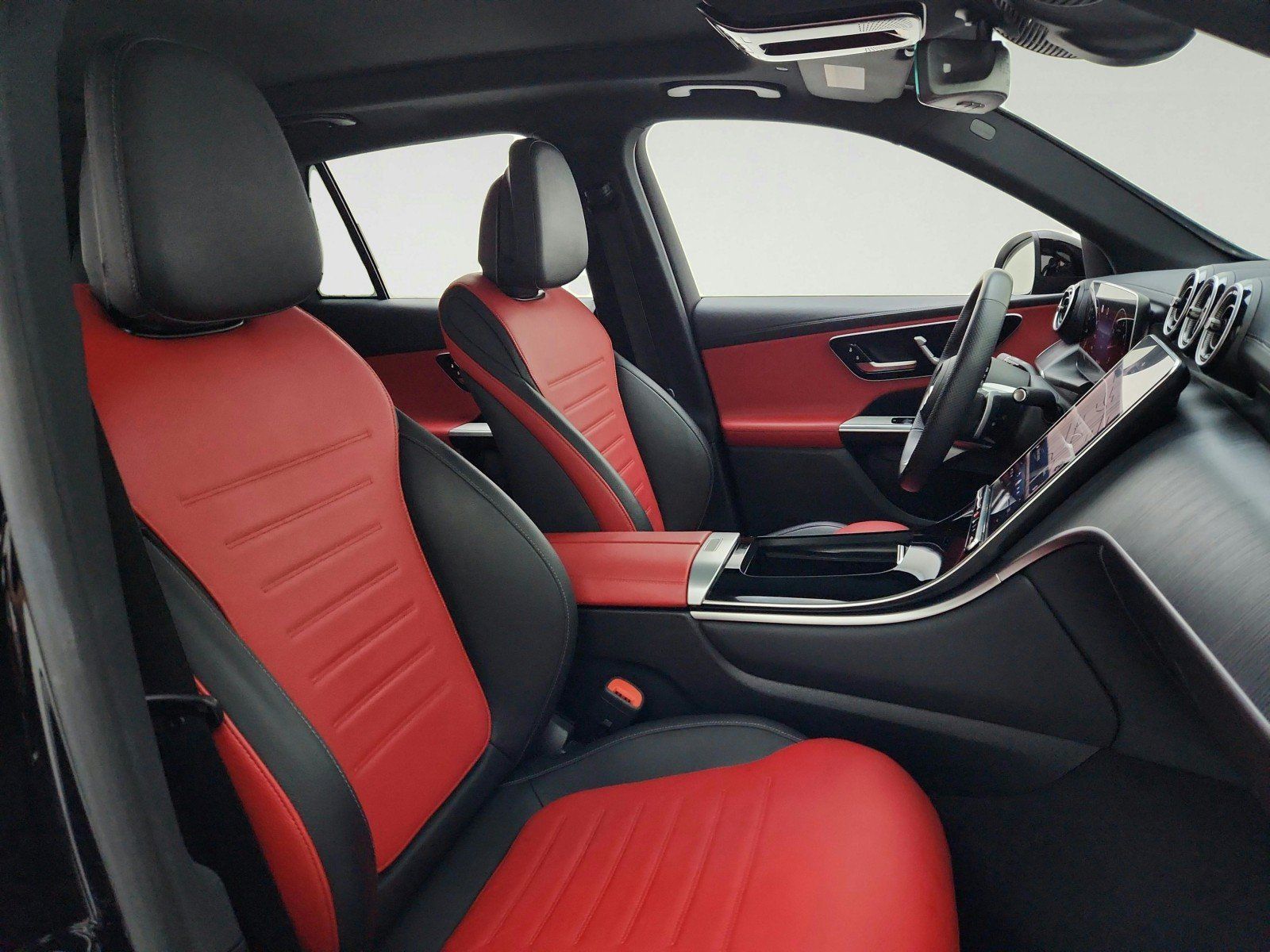 Certified 2023 Mercedes-Benz GLC 300 4MATIC image 30