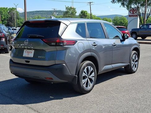 Used 2023 Nissan Rogue SV AWD/4WD image 9