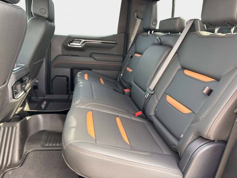 New 2026 GMC Sierra 1500 AT4 w/ AT4 Premium Package AWD/4WD image 13