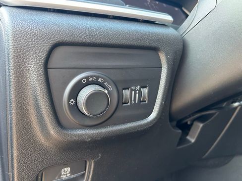 New 2026 Jeep Grand Cherokee L 4WD image 12
