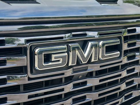 Certified 2022 GMC Sierra 1500 Denali Ultimate AWD/4WD image 12