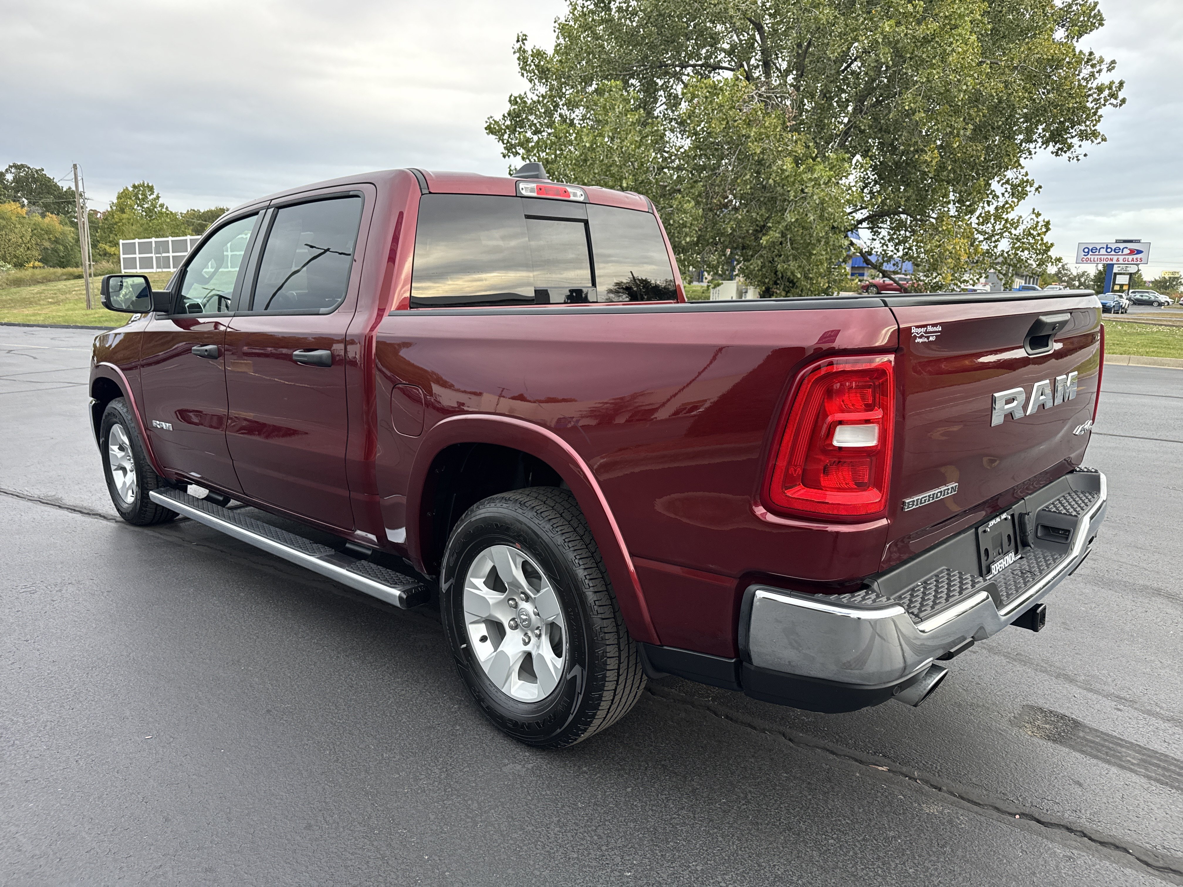 Used 2025 RAM 1500 Big Horn AWD/4WD image 10