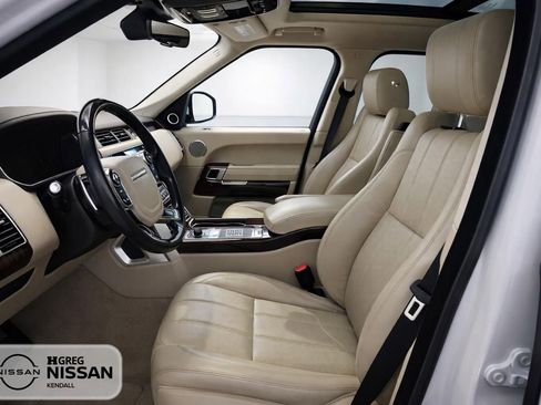 Used 2017 Land Rover Range Rover Supercharged AWD/4WD image 7