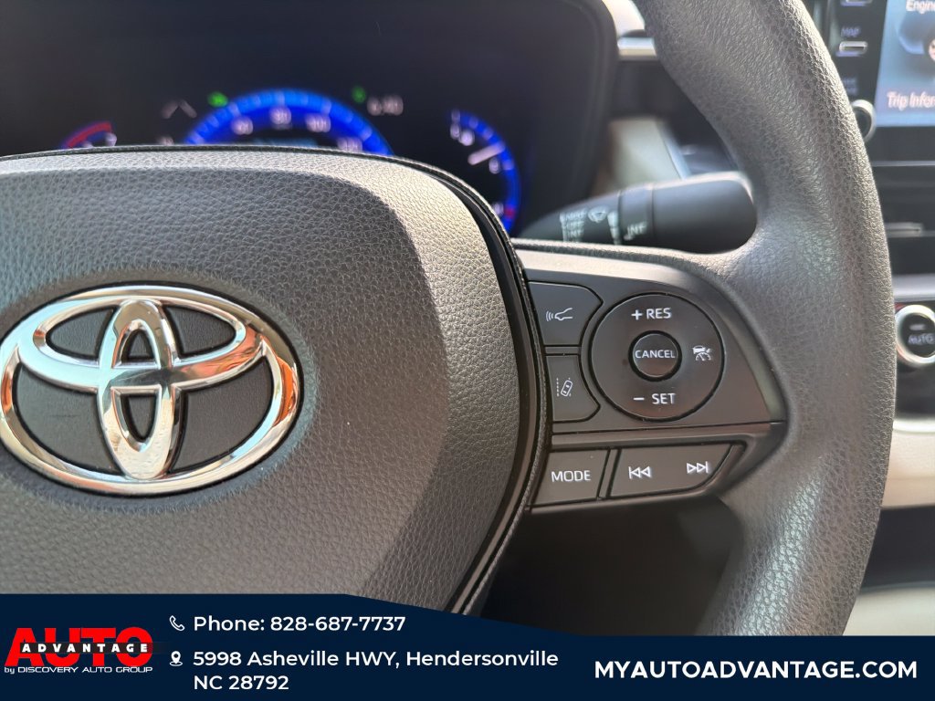 Used 2020 Toyota Corolla LE FWD image 20