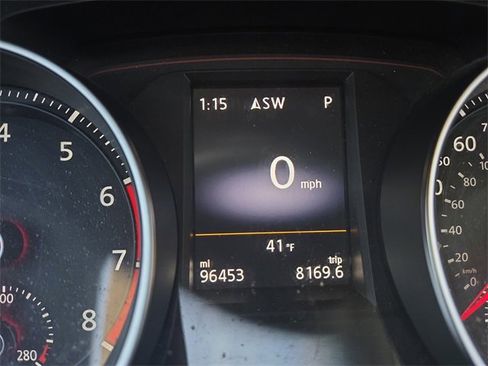 Used 2016 Volkswagen GTI SE w/ Lighting Package (SEL) image 9