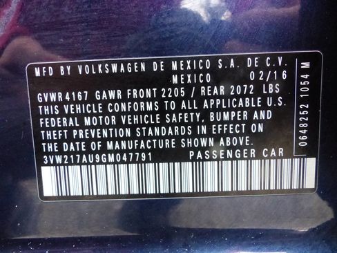 Used 2016 Volkswagen Golf SE image 23