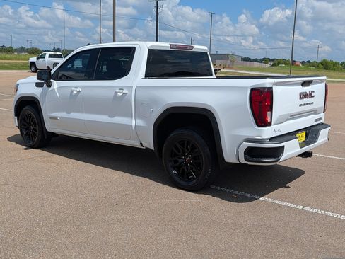 Used 2021 GMC Sierra 1500 Elevation RWD image 3