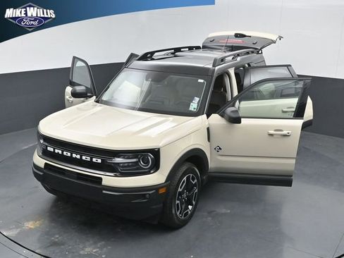 Used 2024 Ford Bronco Sport Outer Banks w/ Tech Package AWD/4WD image 26
