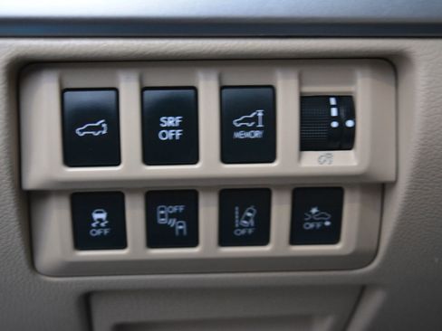 Used 2016 Subaru Outback 2.5i Limited image 28