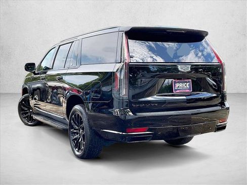 Used 2023 Cadillac Escalade ESV Sport Platinum w/ LPO, ONYX Package AWD/4WD image 13