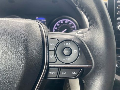 Used 2024 Toyota Camry SE image 20