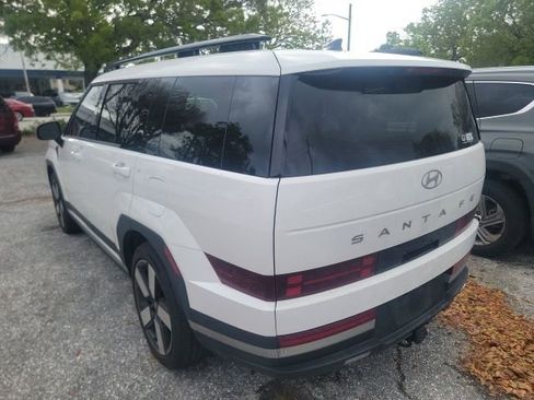 Used 2024 Hyundai Santa Fe Limited image 2