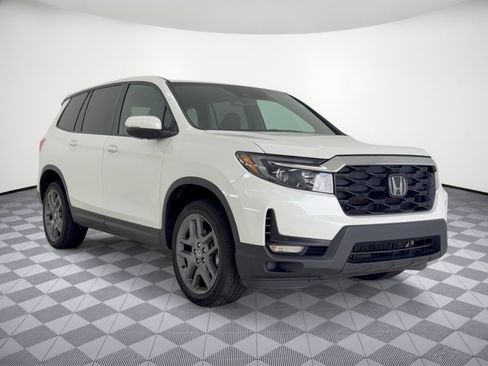 Used 2023 Honda Passport EX-L image 7