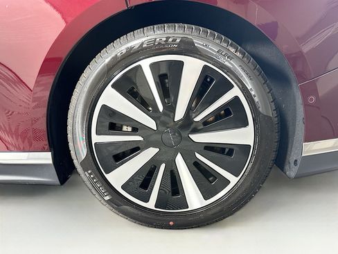 Used 2024 Lucid Air Touring AWD/4WD image 11