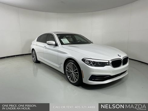 Used 2020 BMW 540i w/ Premium Package image 1