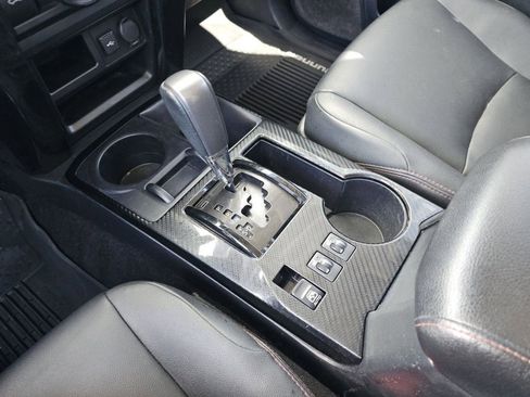 Used 2021 Toyota 4Runner Venture w/ Moonroof Package image 36