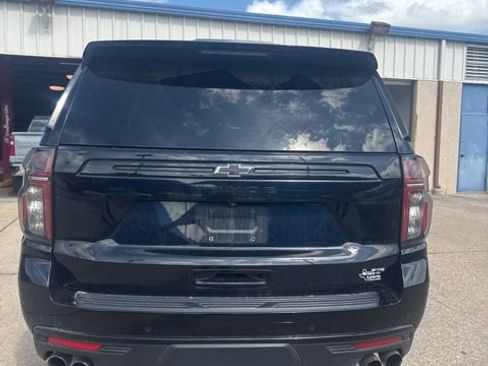 Used 2023 Chevrolet Tahoe Z71 w/ Z71 Off-Road Package image 4