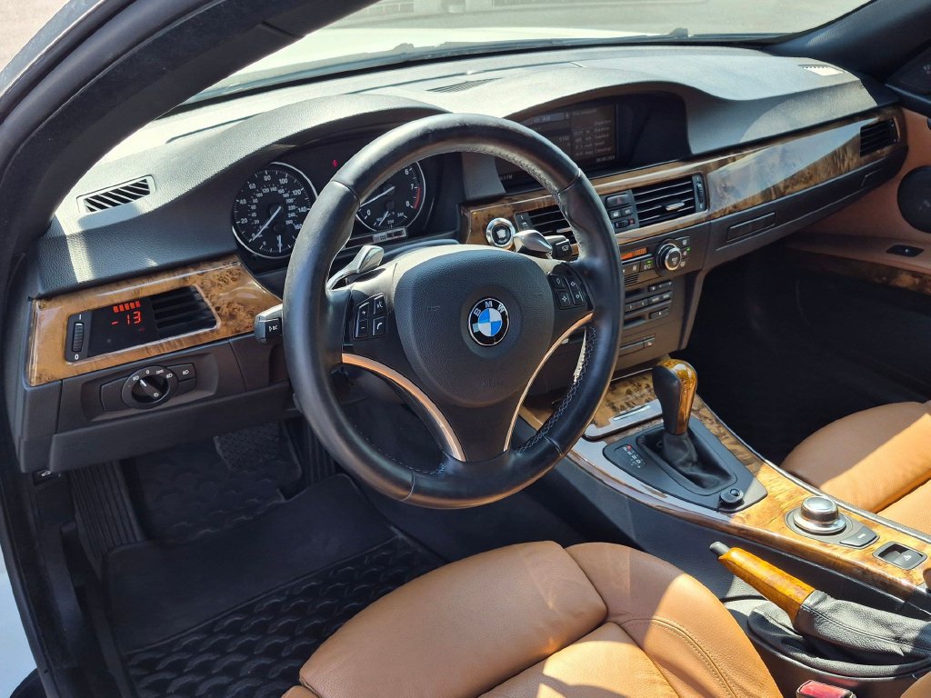 Used 2008 BMW 335i Convertible RWD image 8