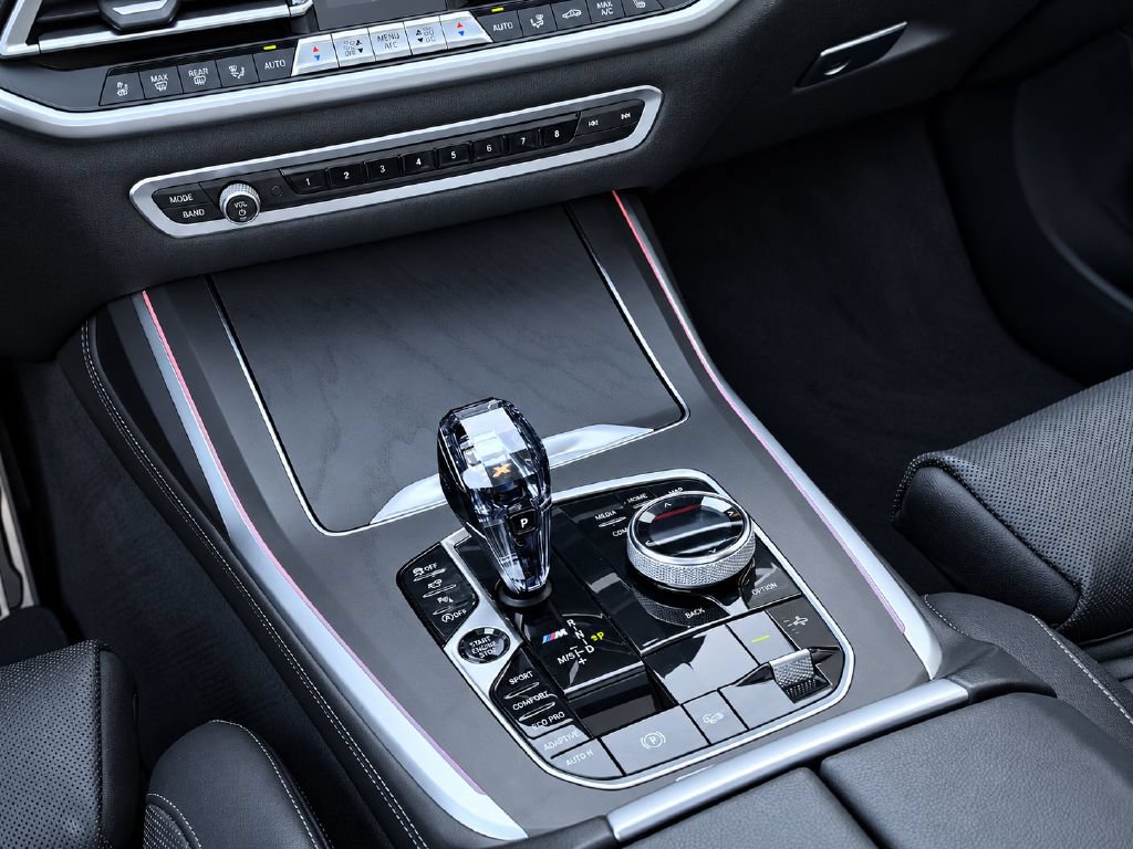 Used 2020 BMW X7 M50i w/ Executive Package AWD/4WD image 19