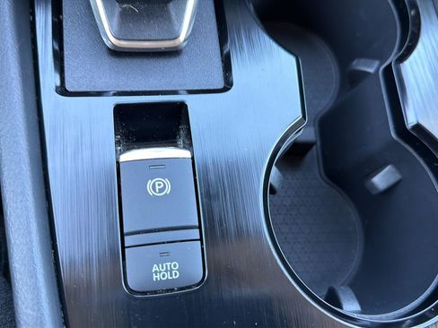 Used 2021 Nissan Rogue SV w/ Premium Package FWD image 15