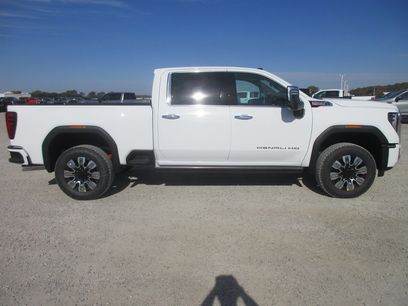 New 2026 GMC Sierra 2500 Denali w/ Denali Reserve Package