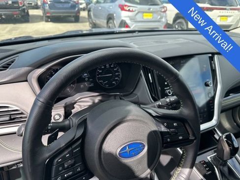 Used 2025 Subaru Outback Onyx Edition image 11