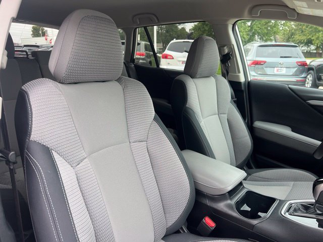 Used 2024 Subaru Outback Premium AWD/4WD image 13