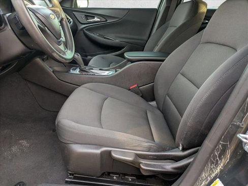 Used 2017 Chevrolet Malibu LS image 15