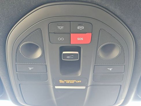 Certified 2025 Genesis G70 3.3T Advanced w/ Sport Prestige Package image 18