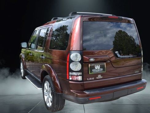 Used 2016 Land Rover LR4 HSE AWD/4WD image 10