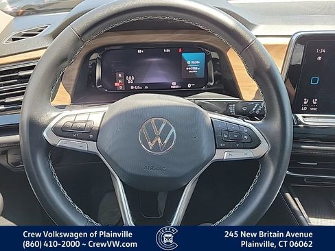 Certified 2024 Volkswagen Atlas SE AWD/4WD image 5