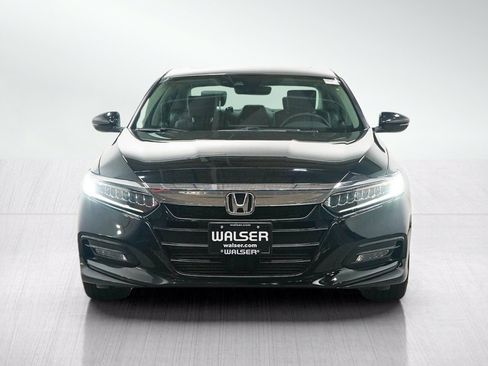 Used 2020 Honda Accord Touring image 8