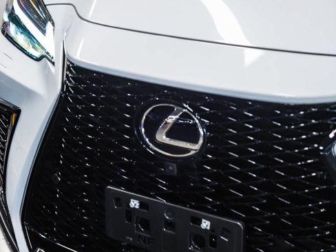 Used 2026 Lexus NX 450h+ F Sport AWD/4WD image 8