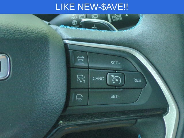 Used 2025 Jeep Grand Cherokee Trailhawk w/ Advanced Protech Group II AWD/4WD image 21