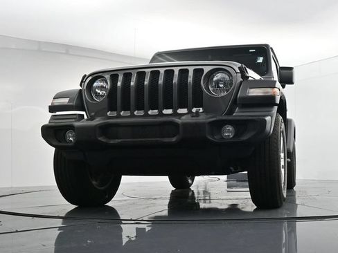 Used 2023 Jeep Wrangler Sport AWD/4WD image 31