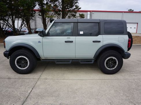 Used 2023 Ford Bronco Black Diamond w/ Sasquatch Package image 20