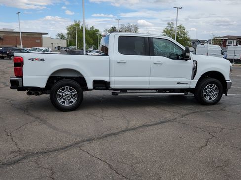 Certified 2025 Ford F250 Lariat AWD/4WD image 18