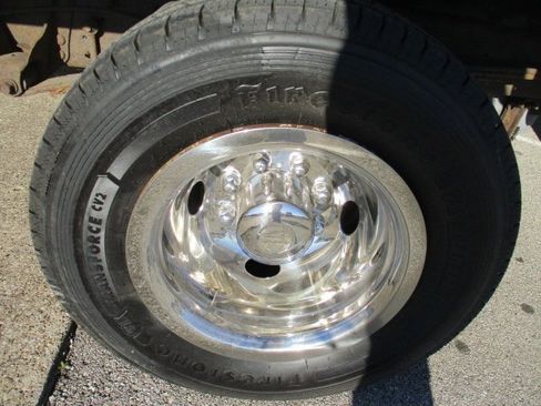 Used 2019 Ford E-350 and Econoline 350 Super Duty w/ Power Windows & Locks Group image 26