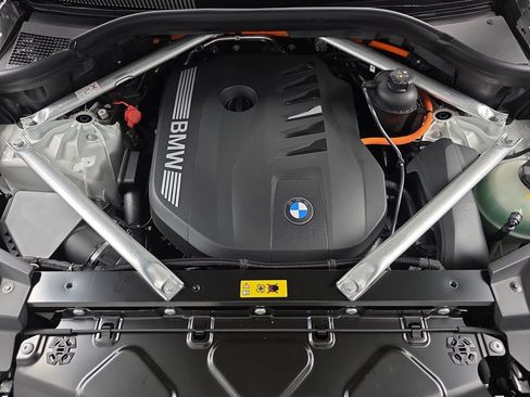 New 2026 BMW X5 xDrive50e w/ M Sport Package AWD/4WD image 30